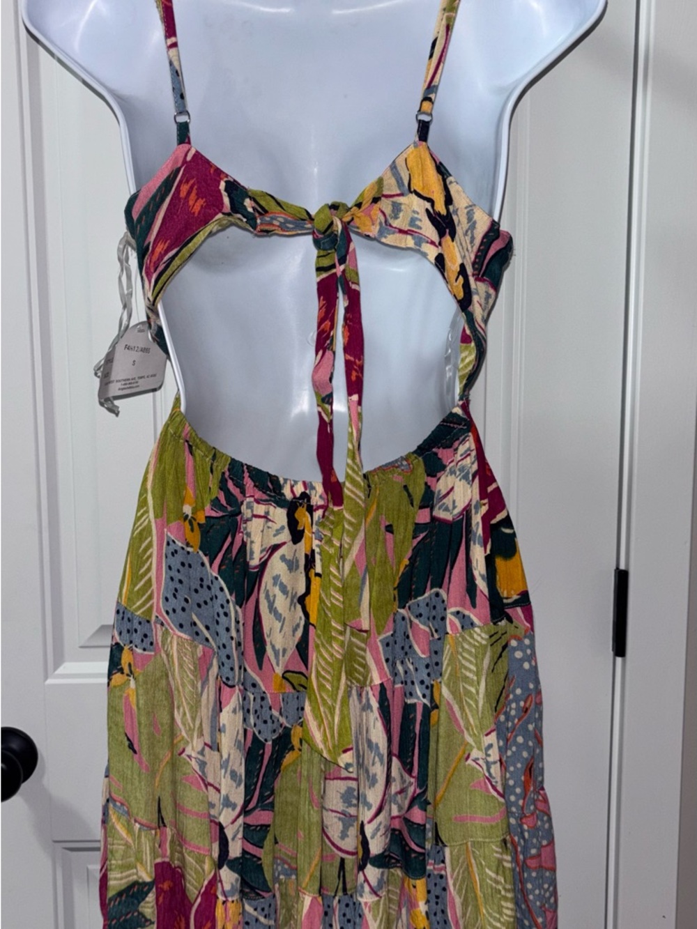 Floral Multicolor Summer Dress - Picture 2 of 8